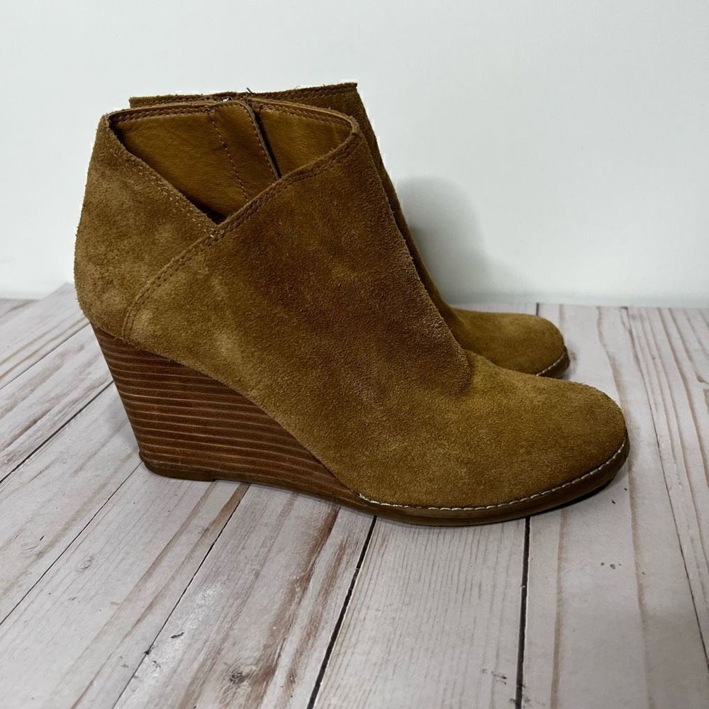 Lucky Brand Yakeena Brown Suede Wedge Ankle Boots